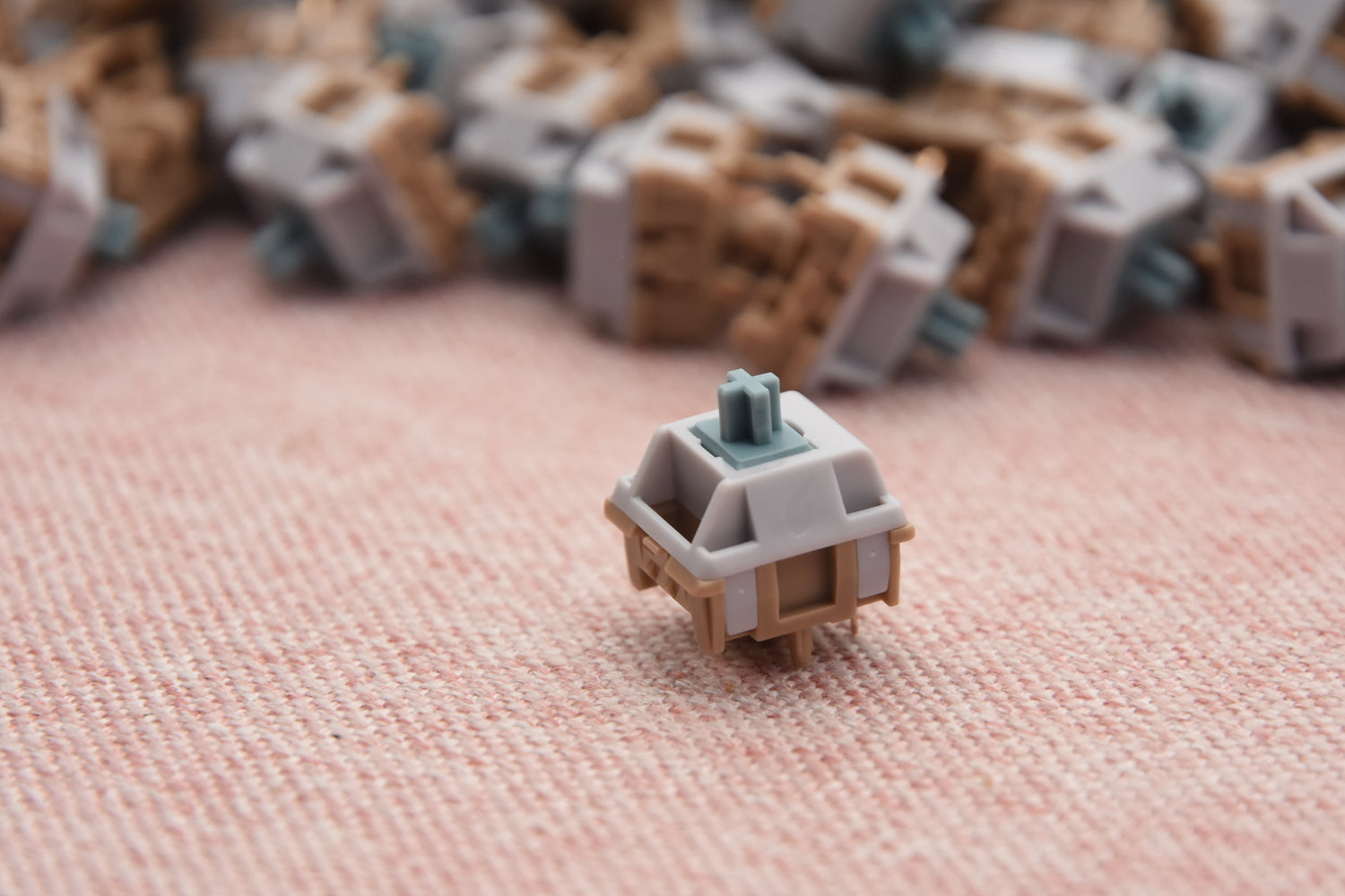 What Are Keyboard Switches? A Complete Beginner’s Guide – UniKeys