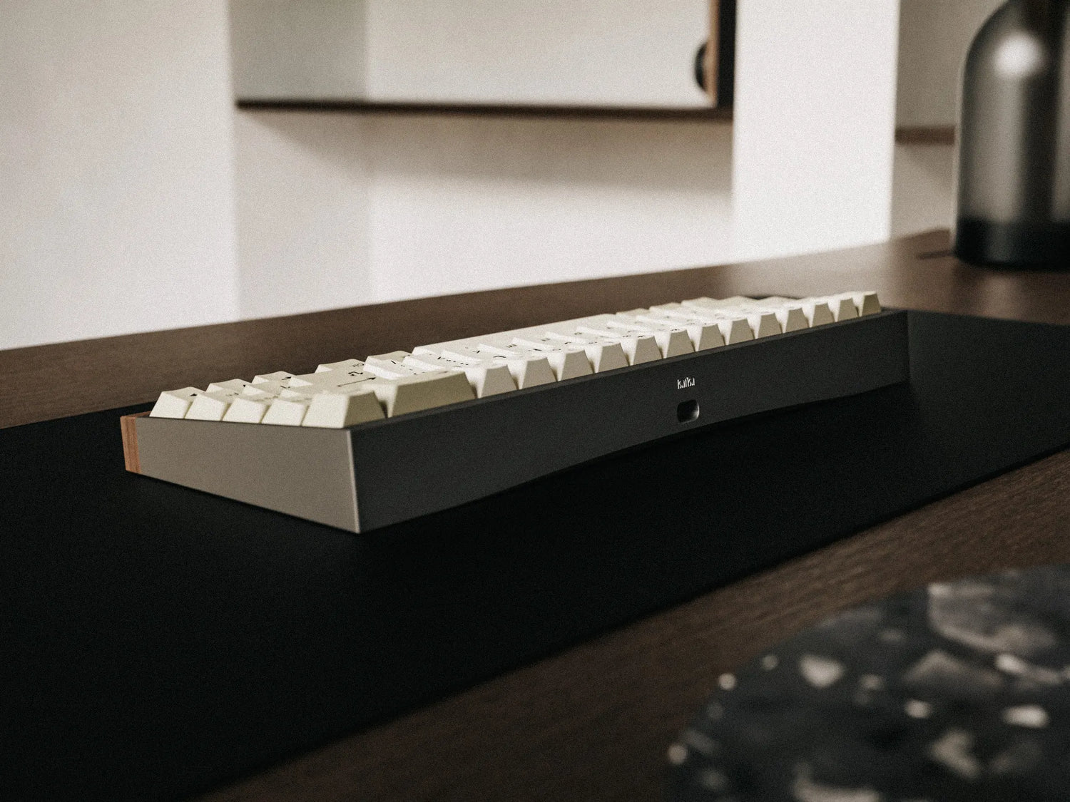 Hall Effect Keyboard vs Mechanical: Which One Is Better for Gaming and Typing?