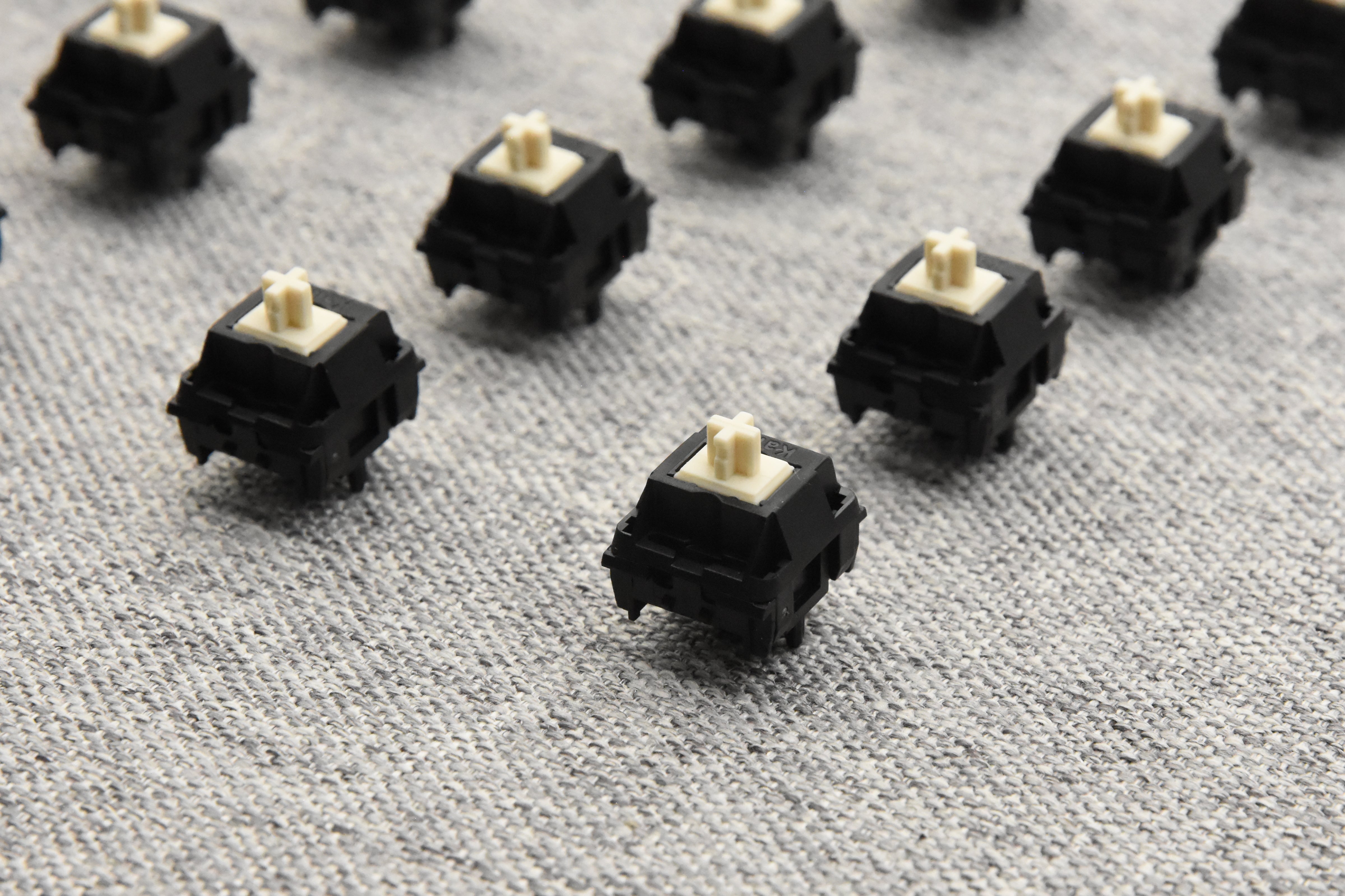 KAILH BCP BLACK CHERRY PIE LINEAR SWITCH FACTORY LUBED EDITION (10PCS)