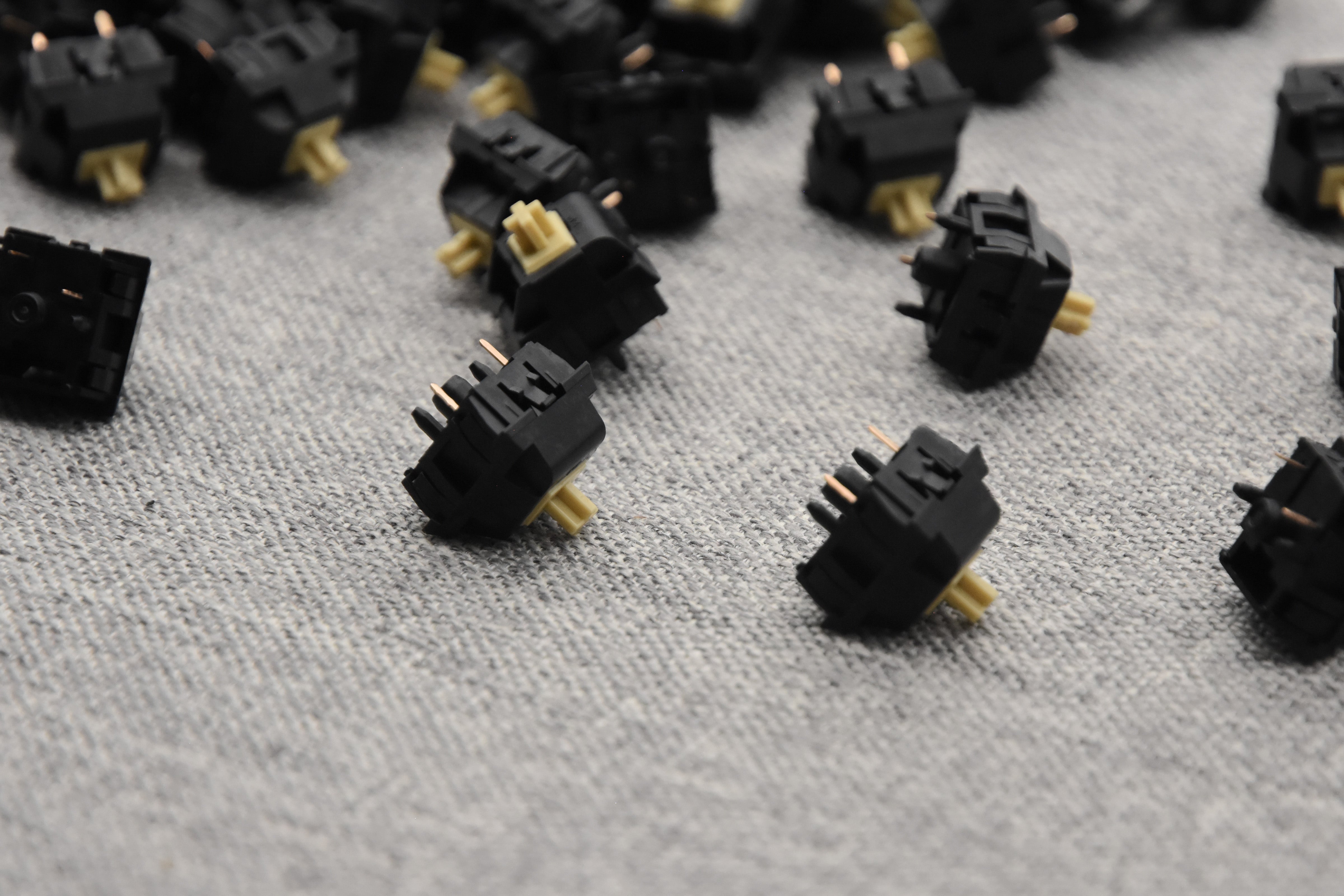 KEYGEEK X MZ Y3 LINEAR SWITCH FACTORY LUBED EDITION (10PCS)