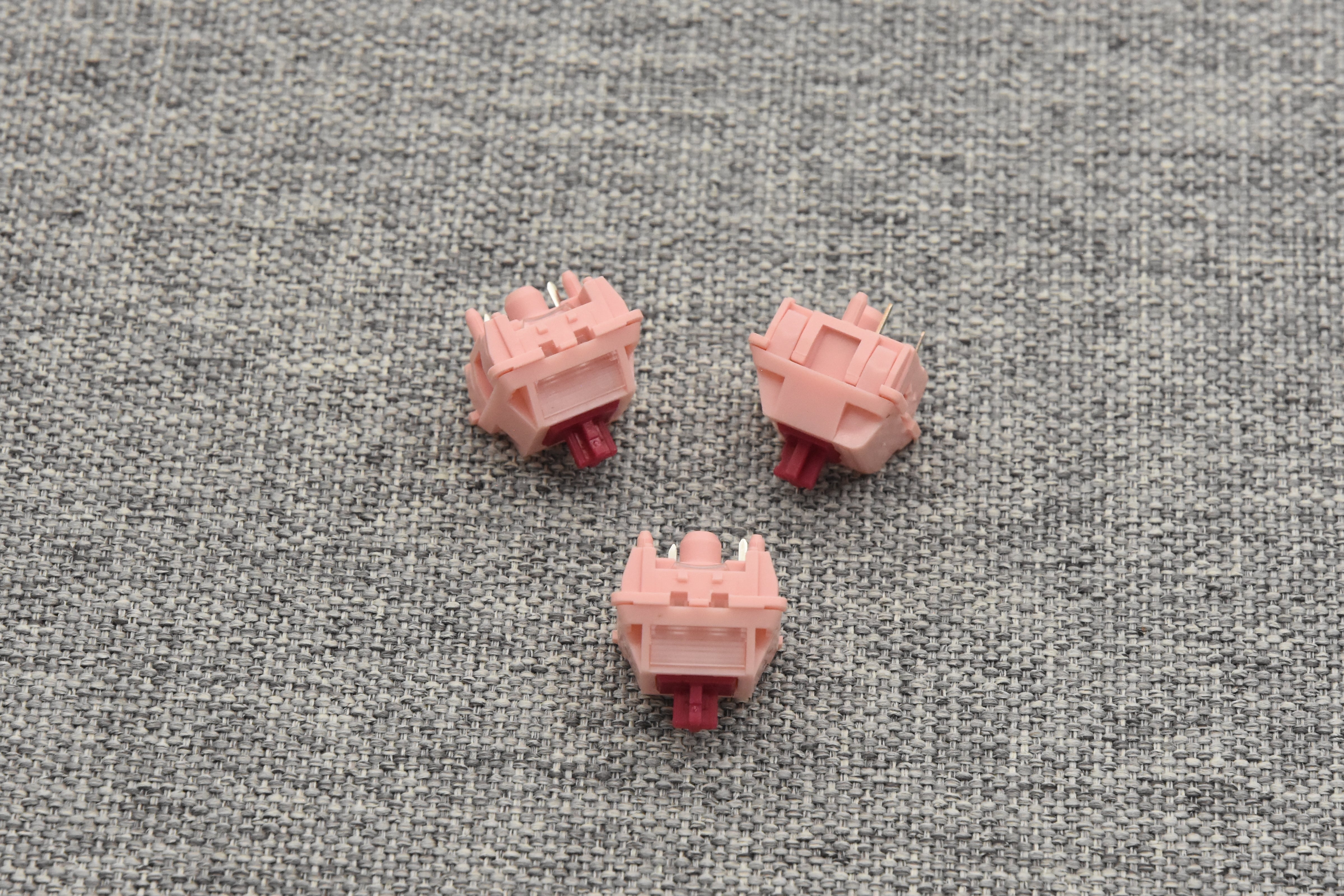 BSUN SAROKEYS STRAWBERRY WINE V2 LINEAR SWITCH FACTORY LUBED (10PCS)