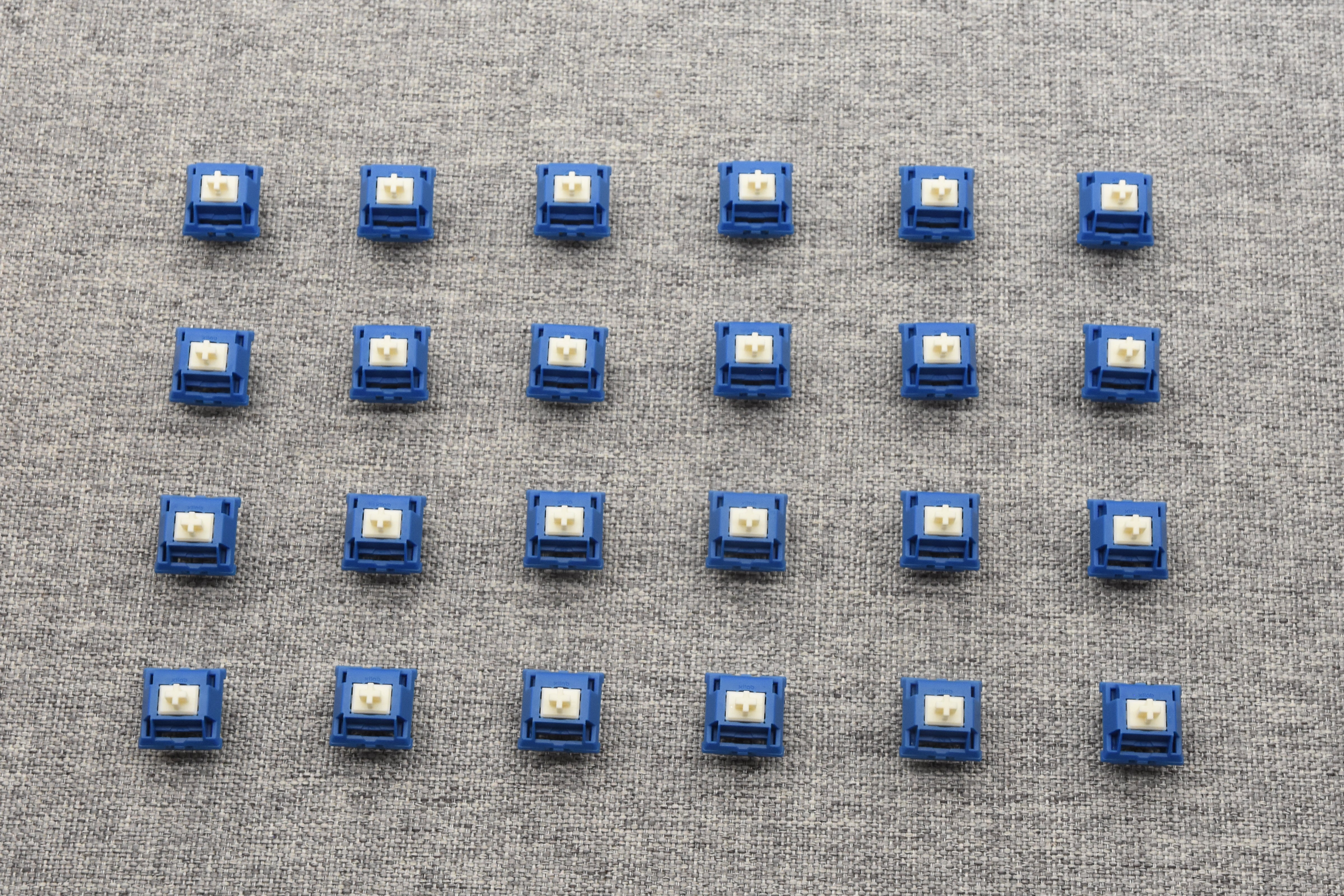 KEYGEEK BRINY LINEAR SWITCH FACTORY LUBED EDITION (10PCS)