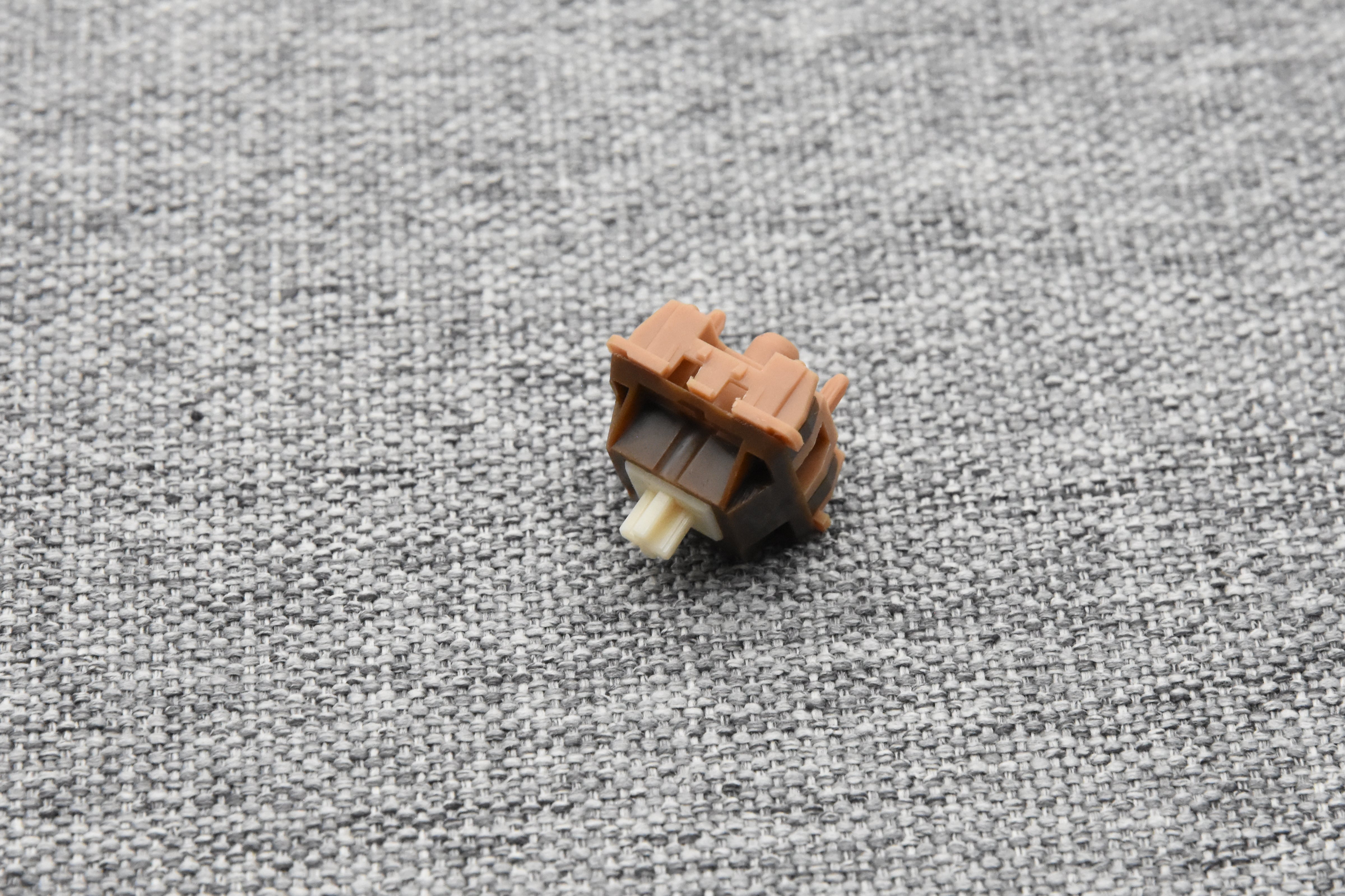 HUANO CARAMEL LATTE LINEAR SWITCH FACTORY LUBED (10PCS)