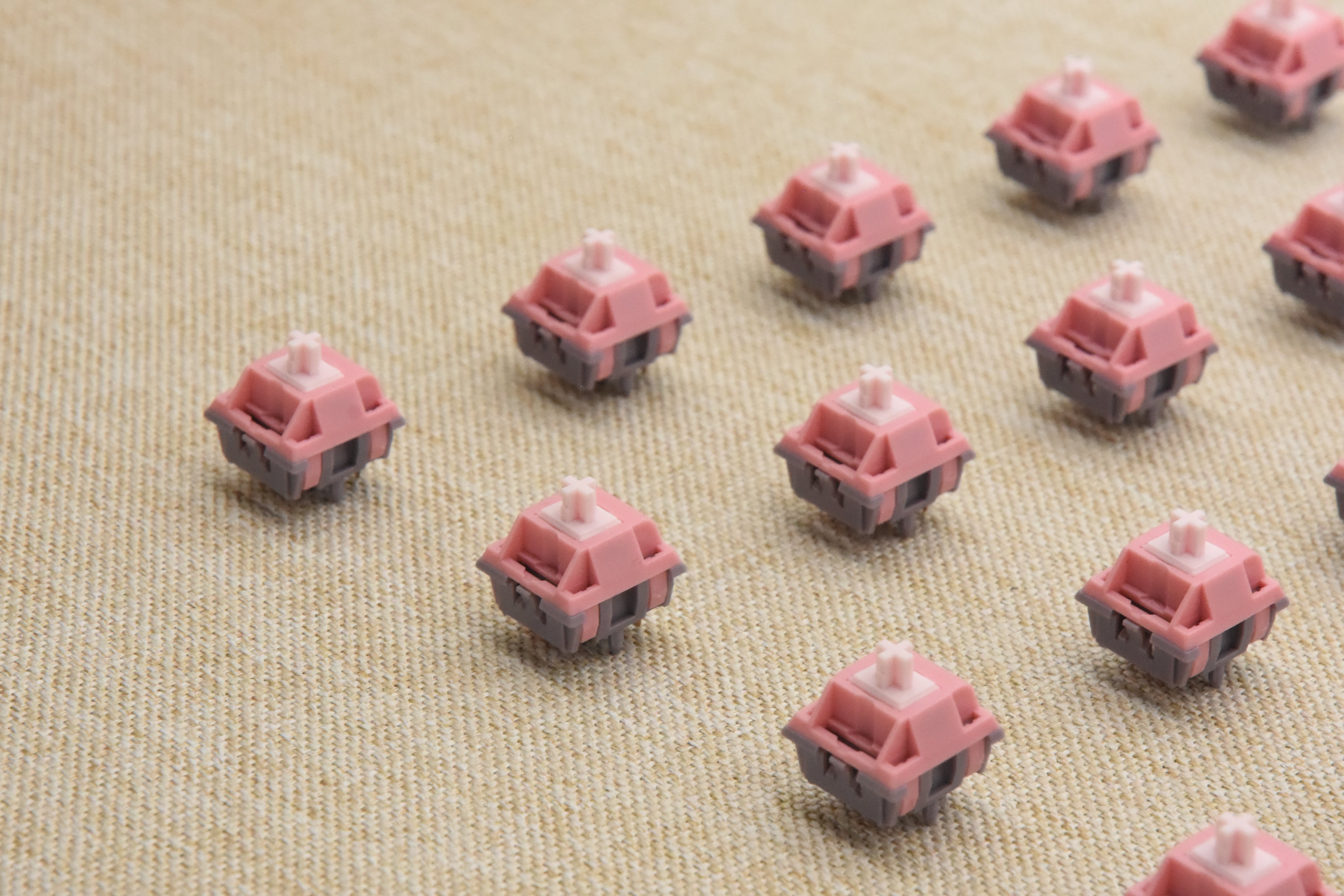 KEYGEEK BLUSH LINEAR SWITCH FACTORY LUBED EDITION (10PCS)