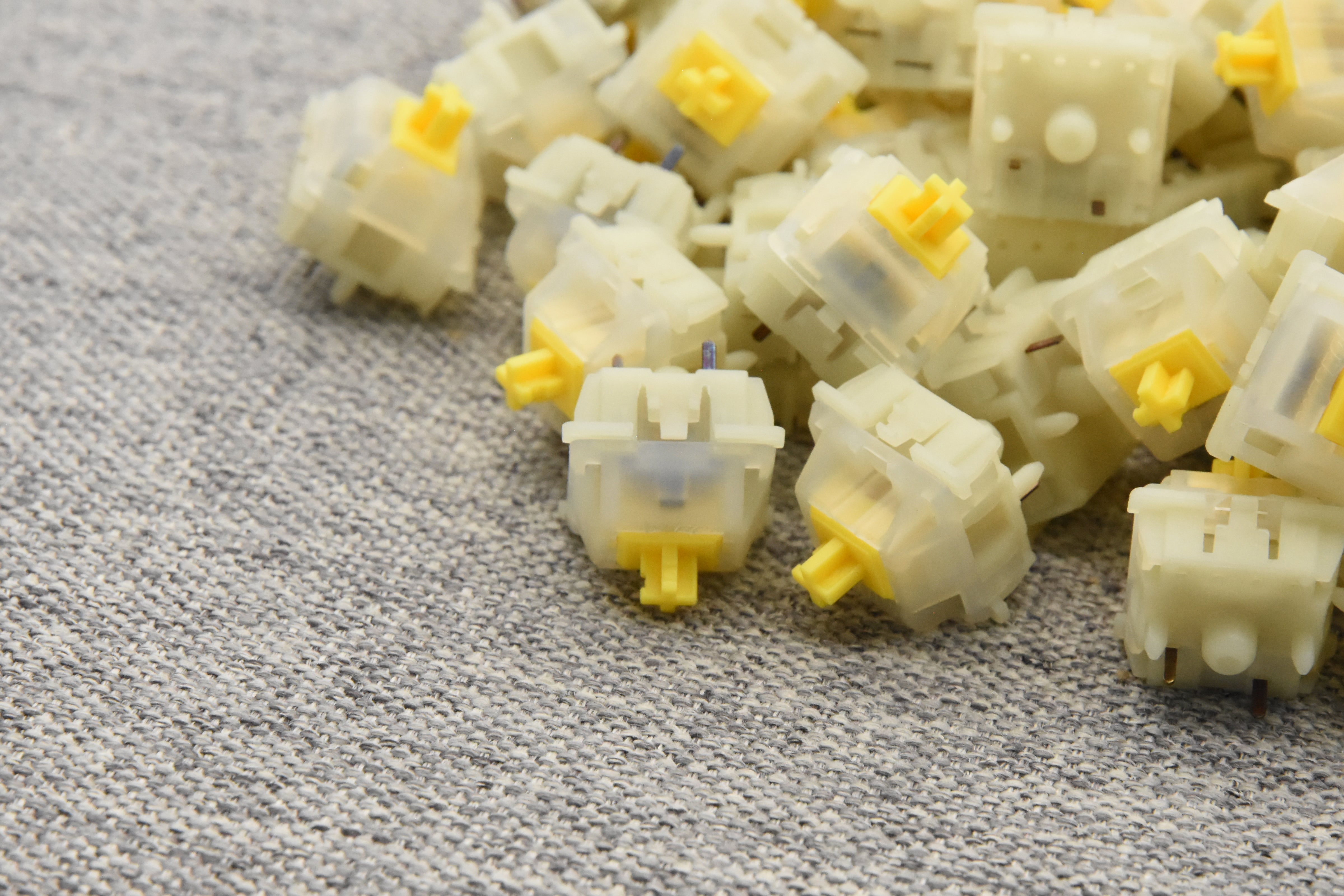 MODDED GATERON MILKY YELLOW PRO LINEAR SWITCH (10 PCS)