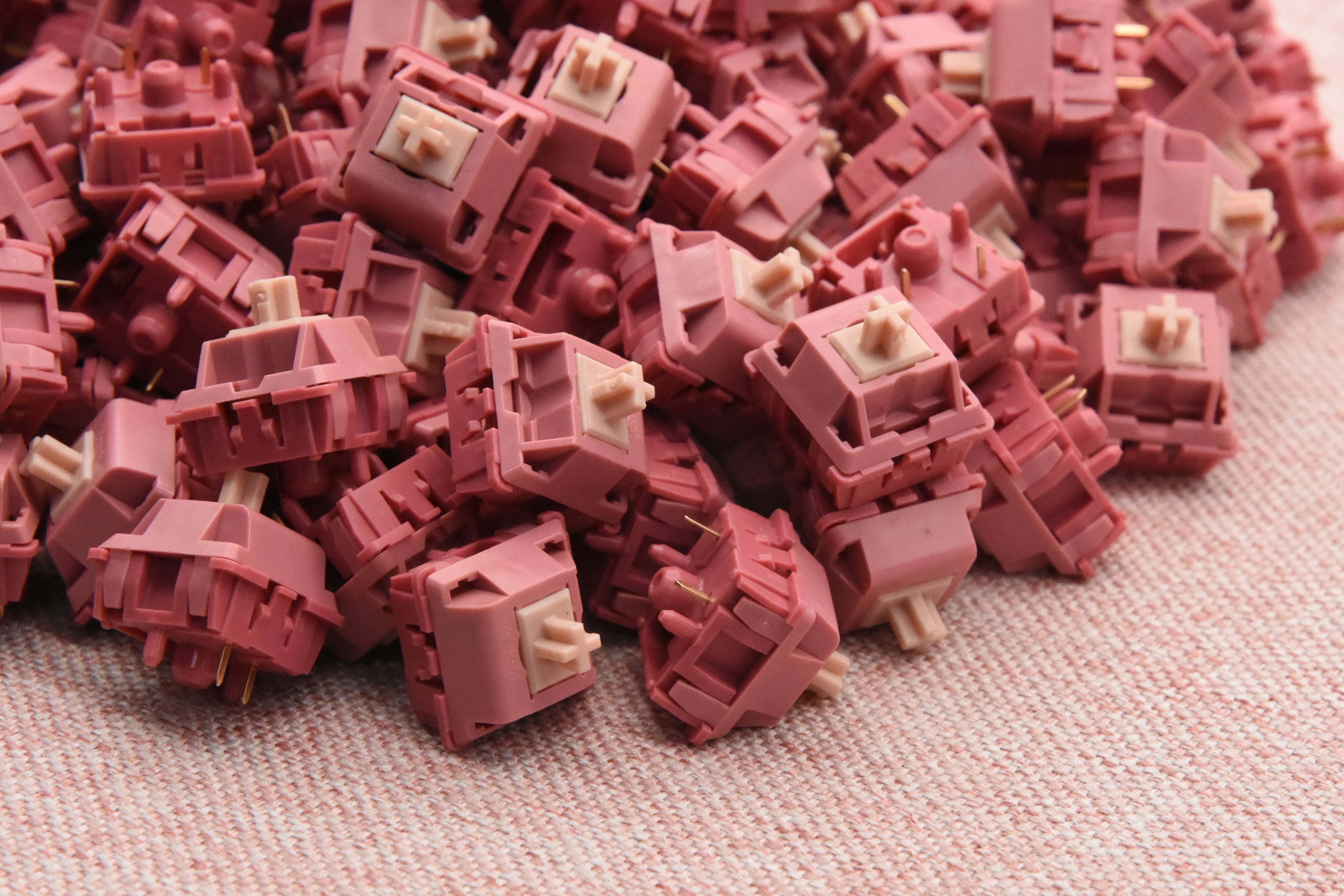 BSUN DUSTY ROSE LINEAR SWITCH FACTORY LUBED EDITION (10PCS)