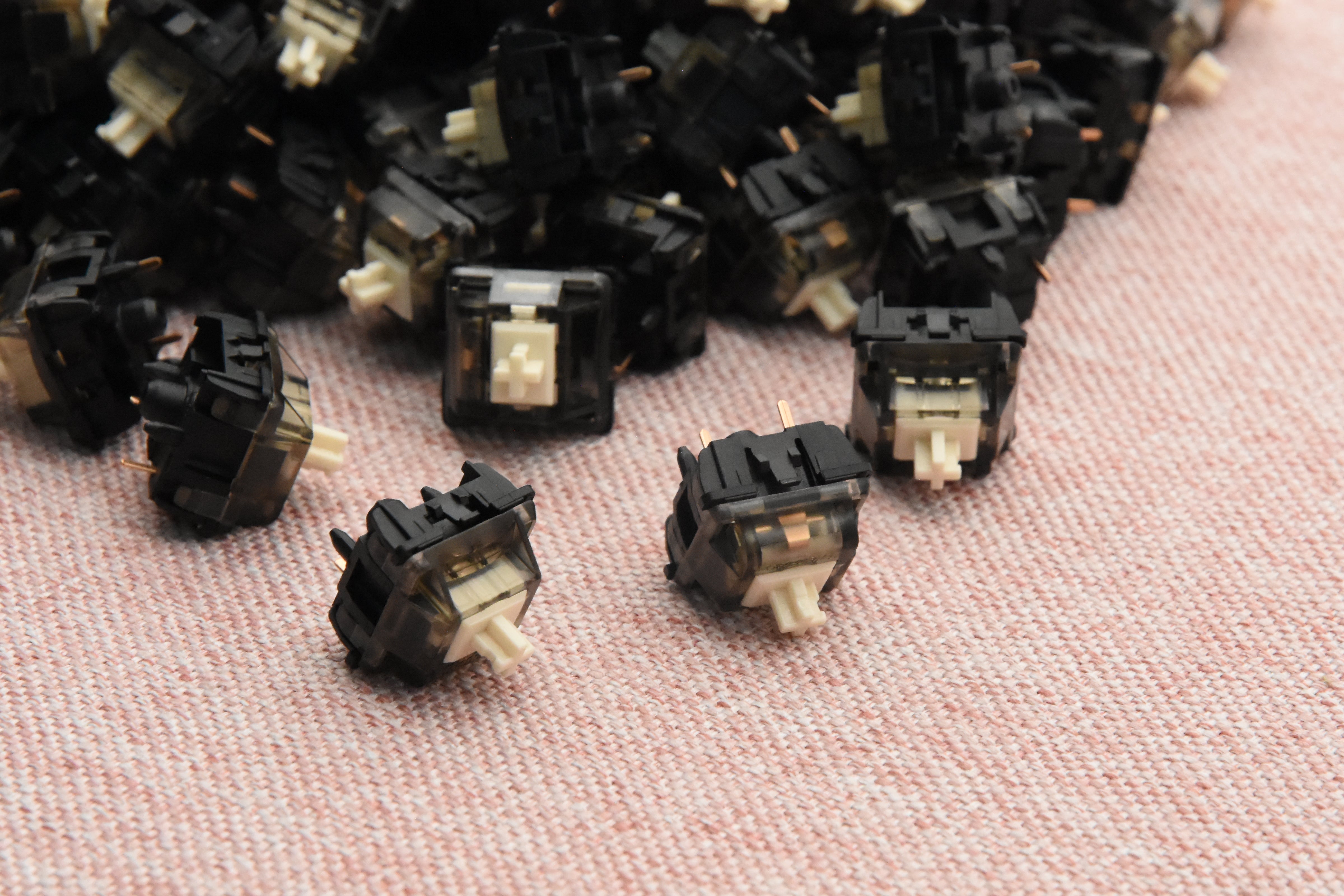 GATERON EVERFREE DARK ONE LINEAR SWITCH FACTORY LUBED EDITION (10PCS)