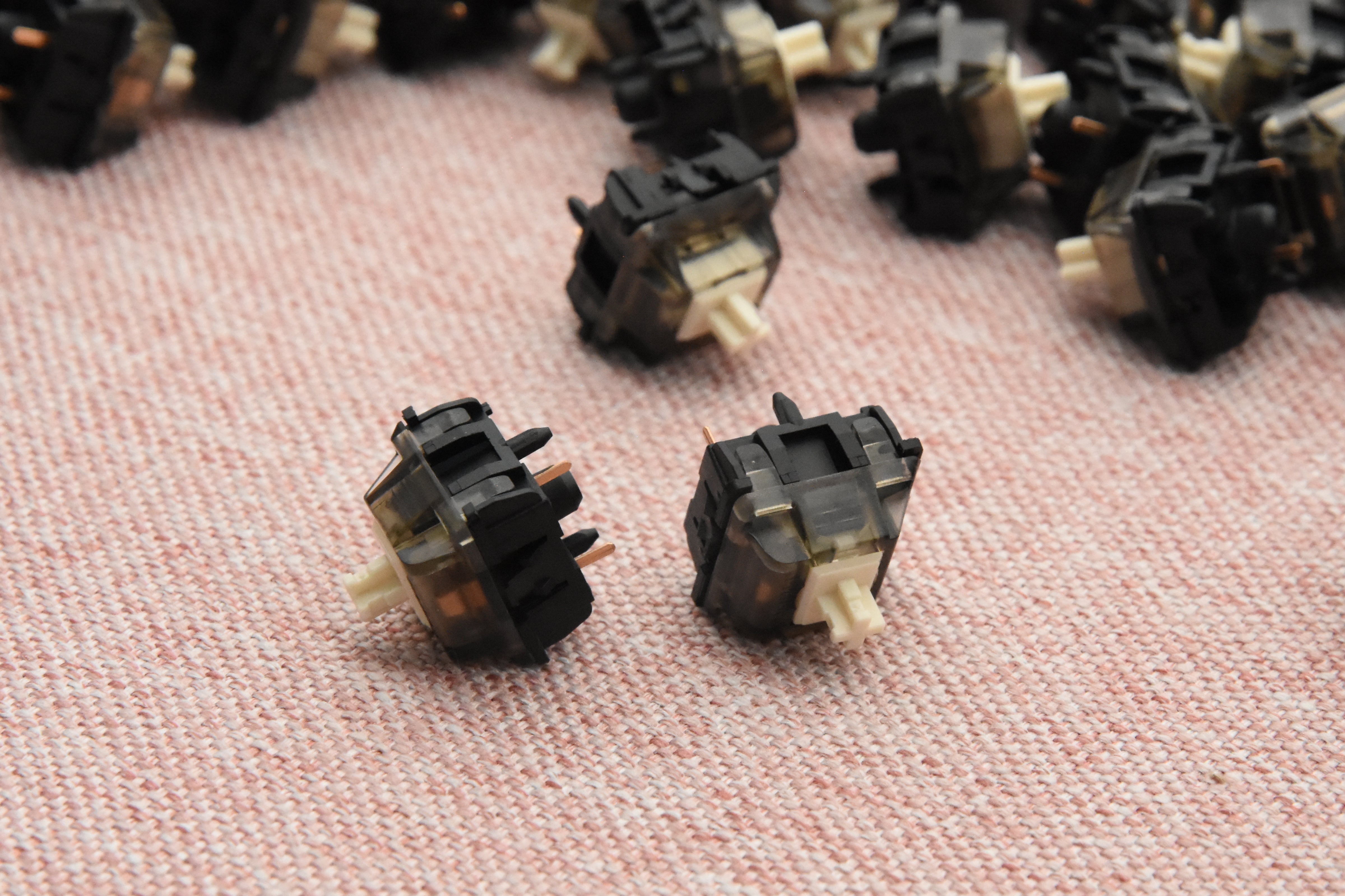 GATERON EVERFREE DARK ONE LINEAR SWITCH FACTORY LUBED EDITION (10PCS)