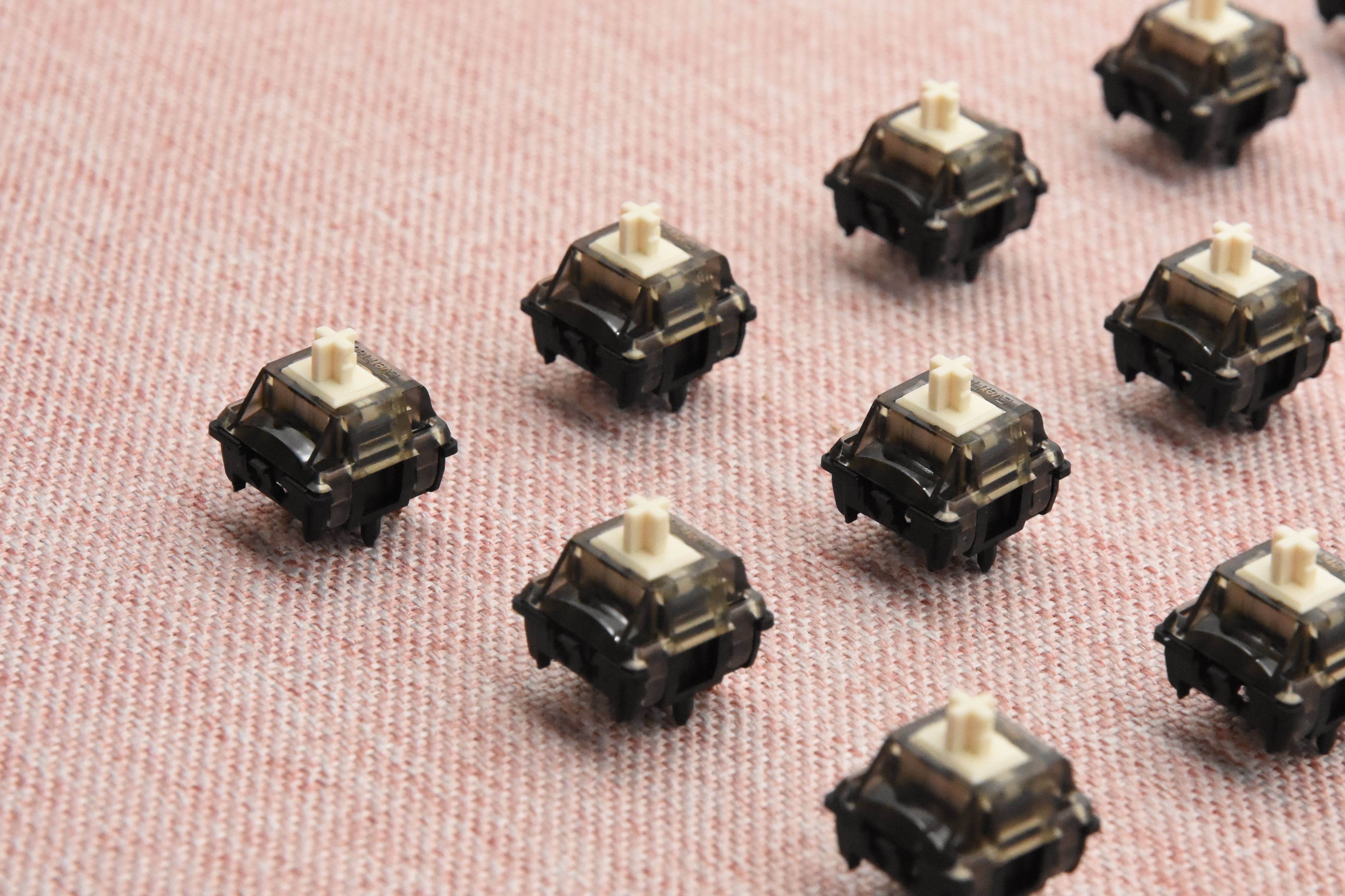 GATERON EVERFREE DARK ONE LINEAR SWITCH FACTORY LUBED EDITION (10PCS)