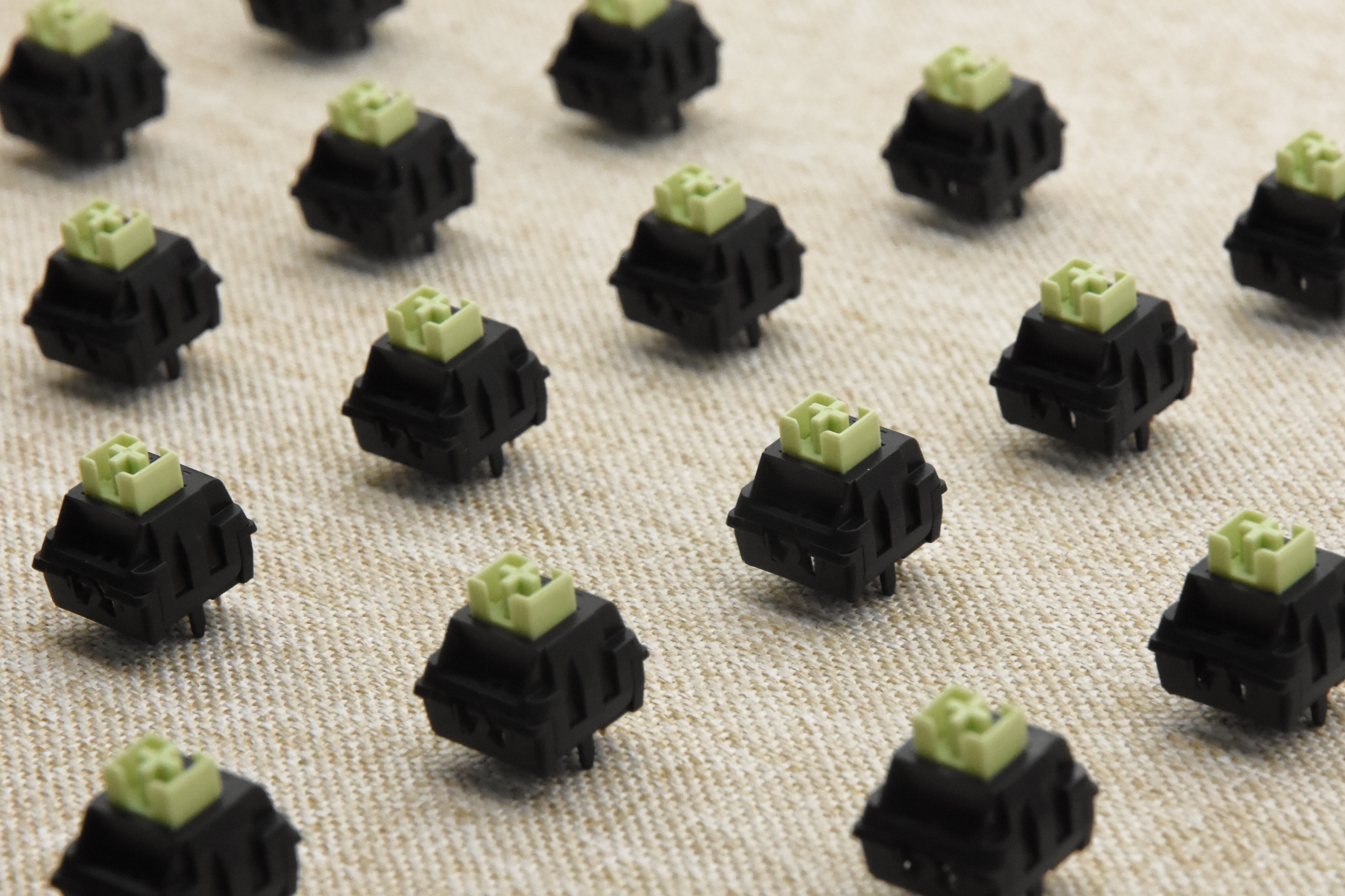 WEKT XCJZ GREEN MUSTARD W LINEAR SWITCH FACTORY LUBED (10 PCS)