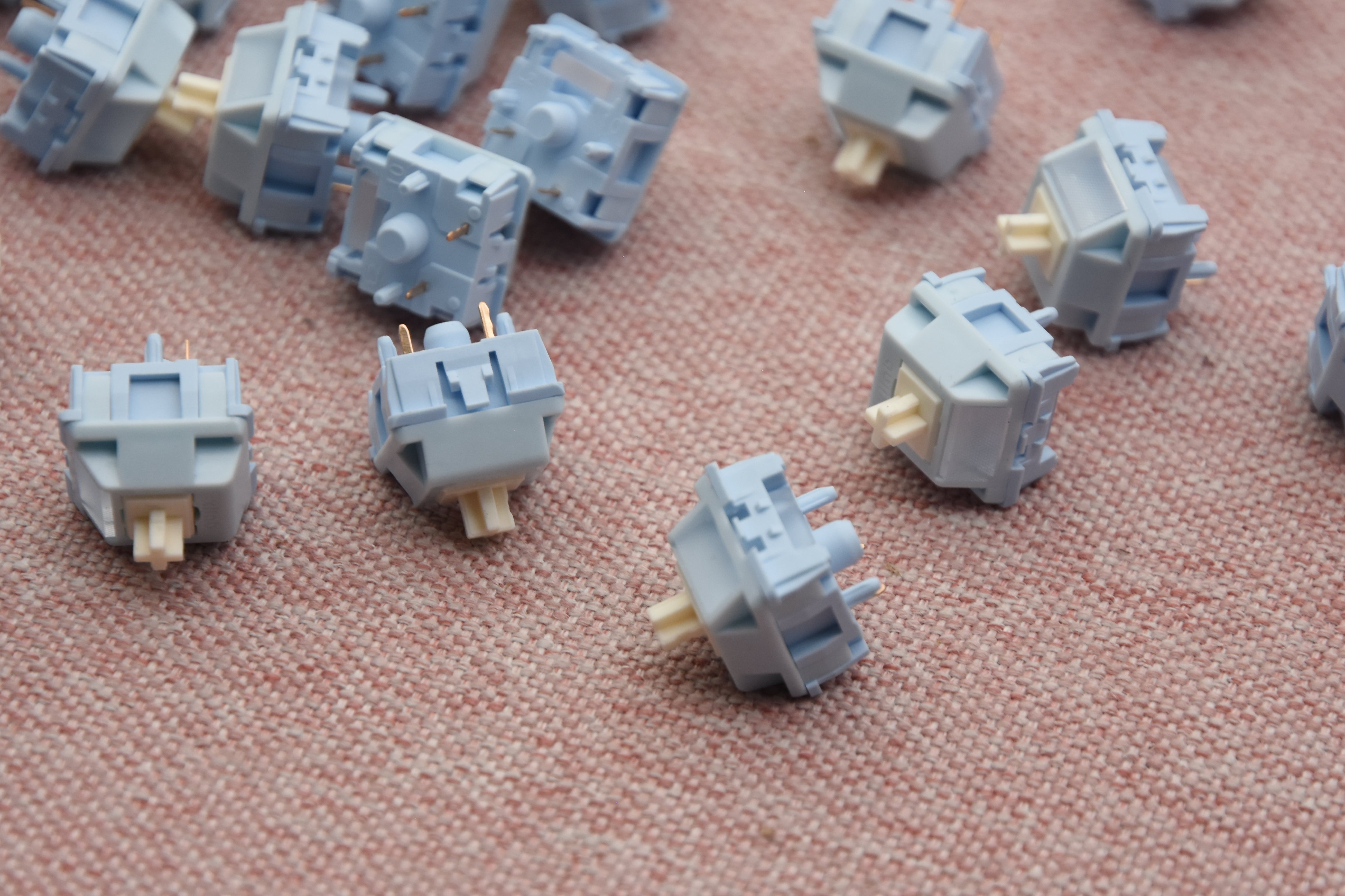 HMX Yogurt S Linear Switch Factory Lubed (10PCS) – UniKeys