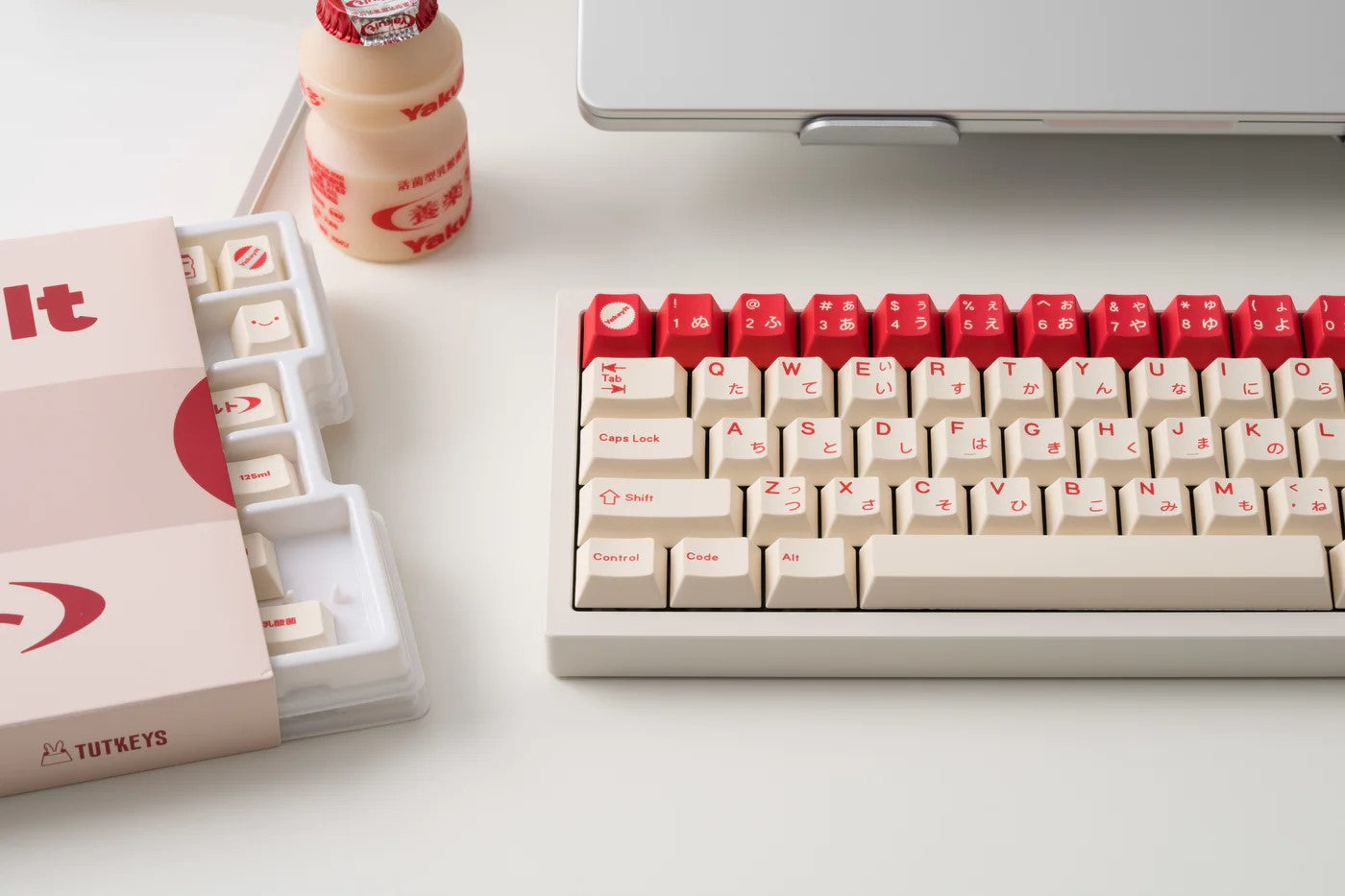 TUT YAKEYLT CHERRY PROFILE KEYCAPS SET