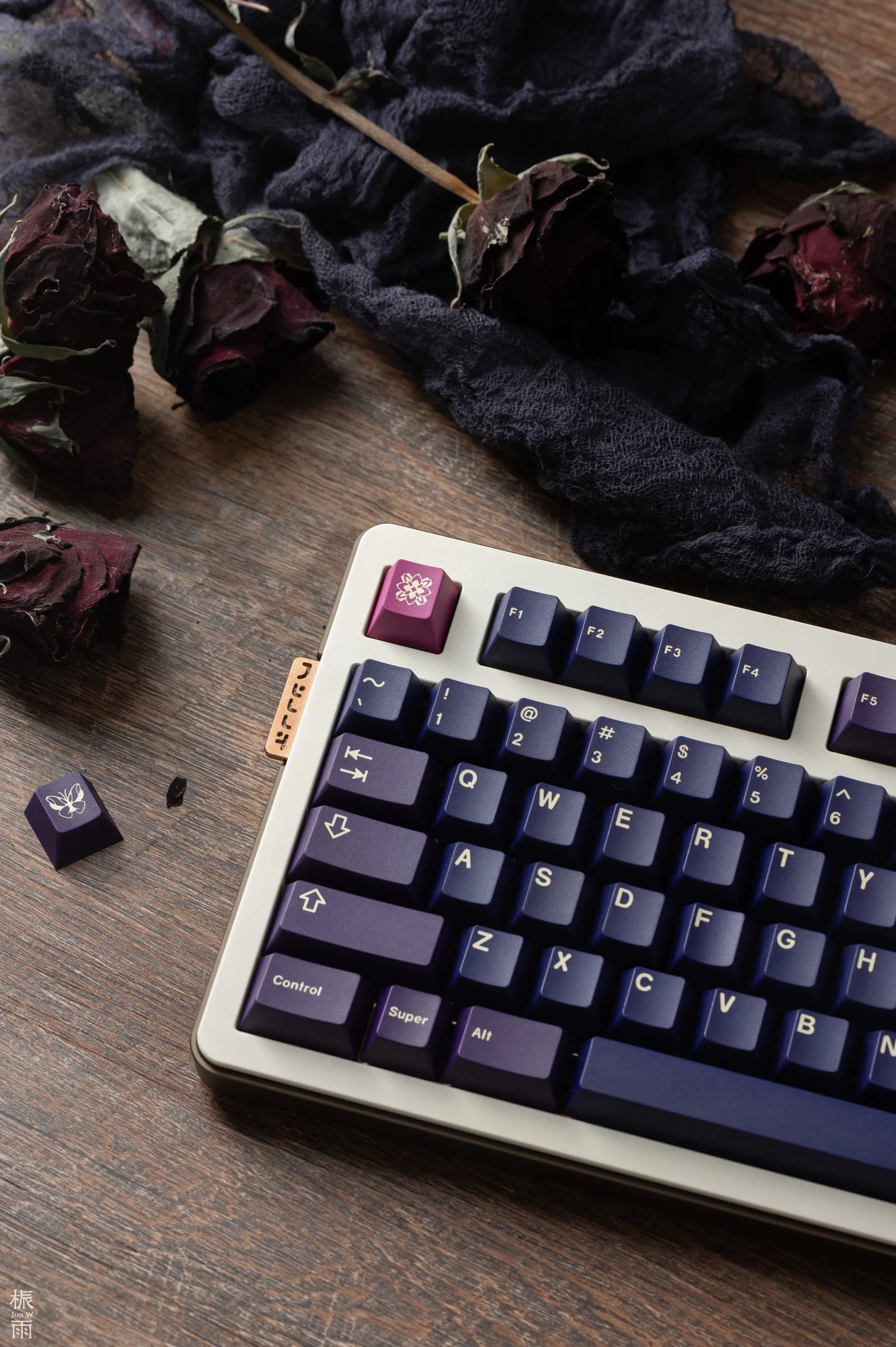 KEYKOBO HELLEBORUS R2 KEYCAP SET - Thumbnail 5