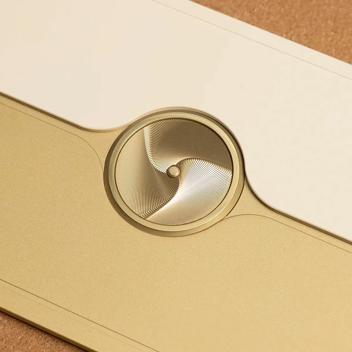 Neo 75 Accent Badge - Thumbnail 3